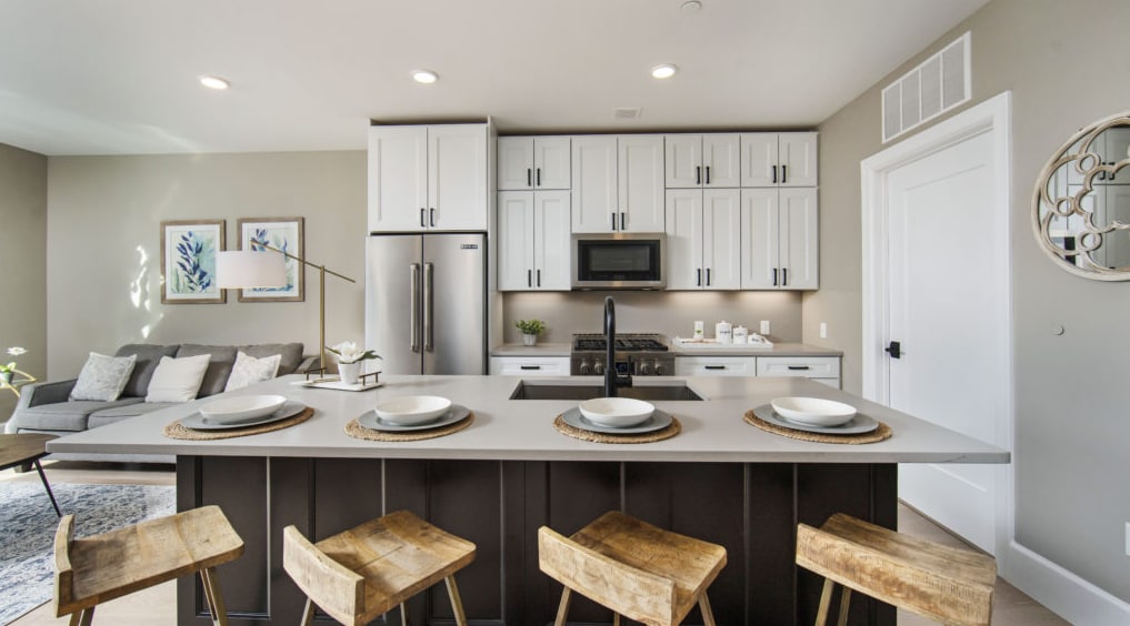 Building Photo - 350 Oliver Ave