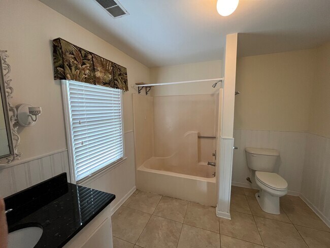 Building Photo - 94 Heronwyck Plantation Dr