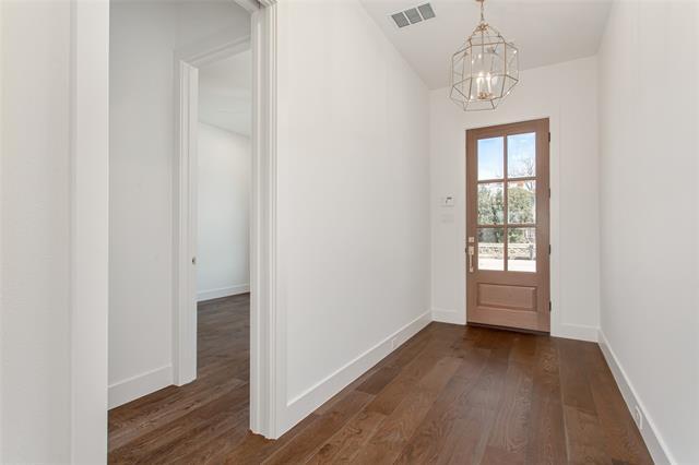 Building Photo - 1107 Mt Auburn Ave