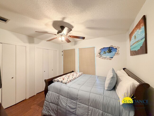 Building Photo - Charming 3BR Home in Mary Esther Near Hurlburt Field!