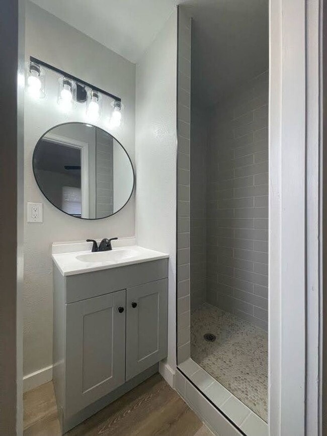Building Photo - Cozy & Modern 3-Bedroom Retreat in Big Spring