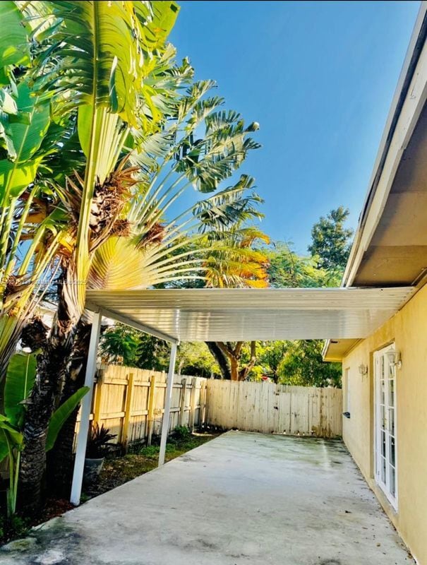 Building Photo - 2402 NW 42nd St