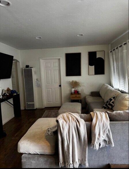 Building Photo - 4435 Boston Ave