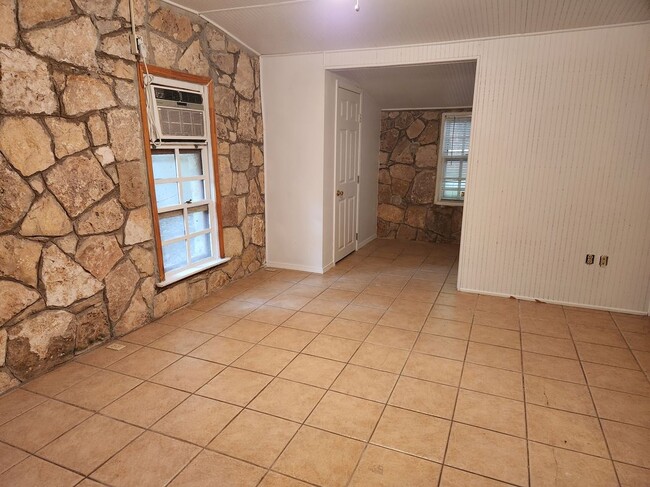 Building Photo - 19614 Grey Forest Dr