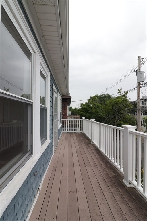 Building Photo - 55 Thorndike St