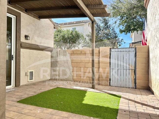 Building Photo - 4344 E Carla Vista Dr