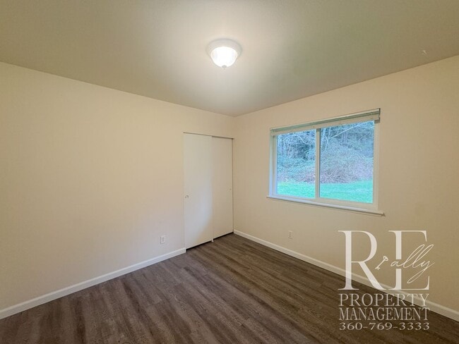 Building Photo - Duplex Living with Expansive Yard, LVP Flooring & Spacious Layout