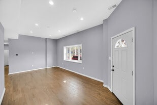 Building Photo - 4335 Lawndale Ave