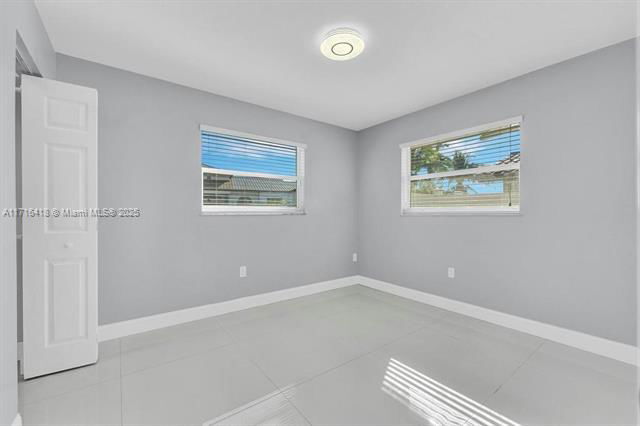 Building Photo - West Lake Drive, Hialeah, FL 33015 - 3 BR ...