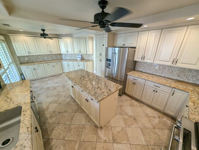 Building Photo - 8332 Mountain Heather Ct