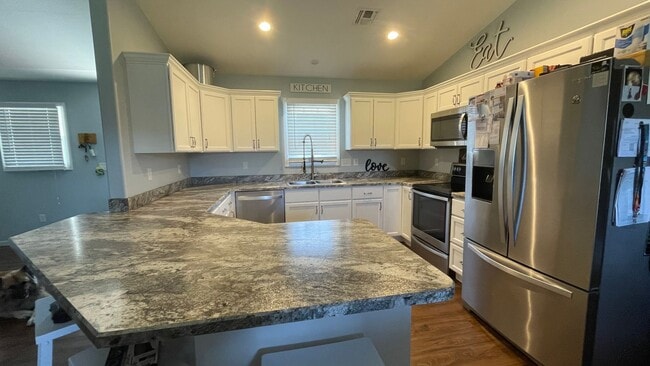 Building Photo - Gorgeous Home for Rent