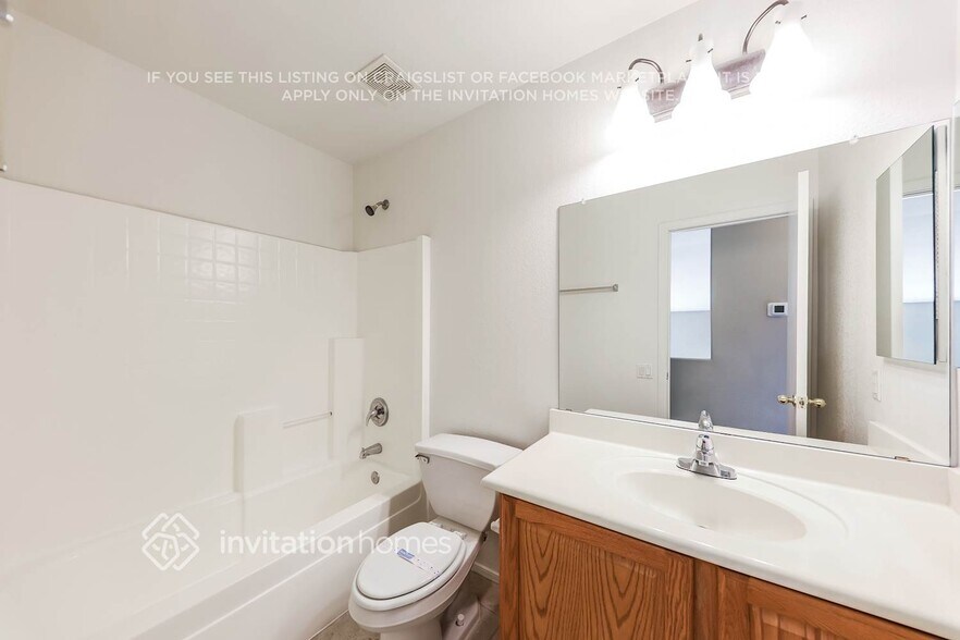 Building Photo - 3128 N 130th Ln