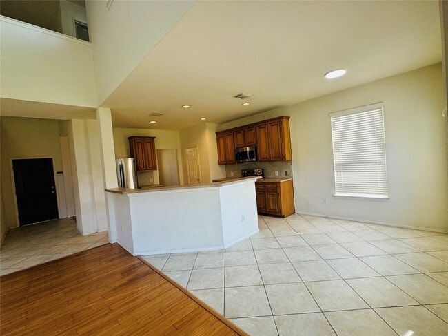 Building Photo - 931 Sierra Springs Ln