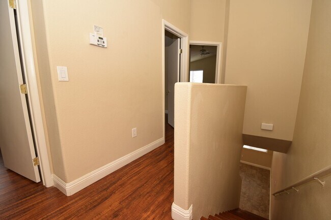 Building Photo - Charming 3-Bedroom, 2.5-Bath Condo with At...