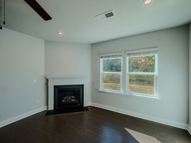 Building Photo - 1586 Maston Rd
