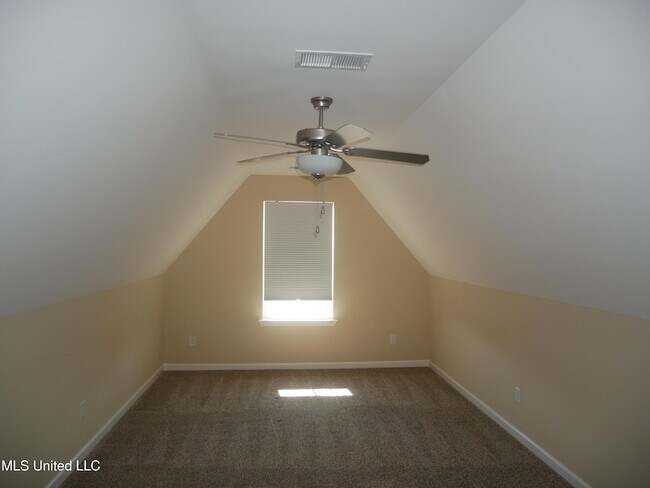 Building Photo - 4579 Spike Ln