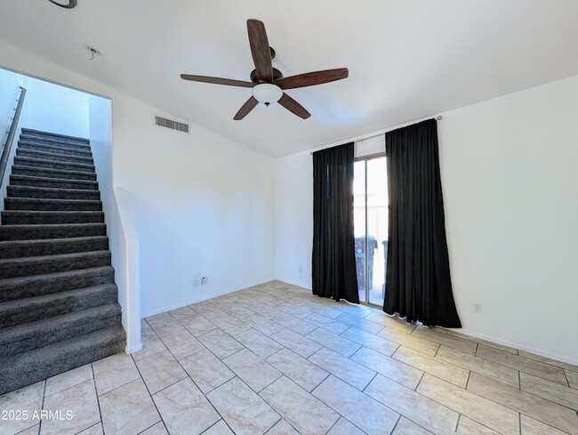 Building Photo - 4726 W Fremont Rd.