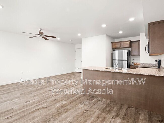 Building Photo - 14897 S Tumble Rock Way