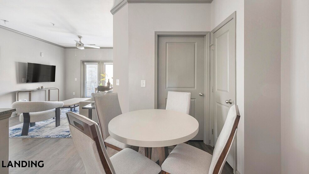 Building Photo - 225 Walden Village Ln