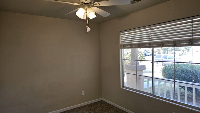 Building Photo - 1404 N Fulgham St