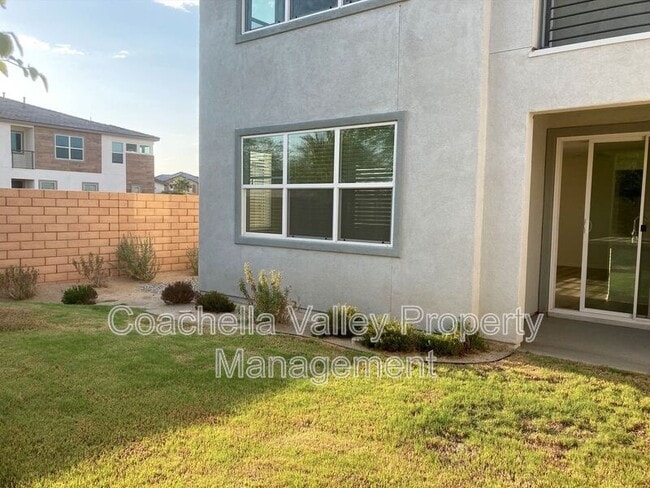 Building Photo - 84443 Passagio Lago Way