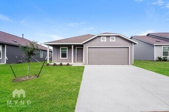 Building Photo - 2732 River Knl Ln