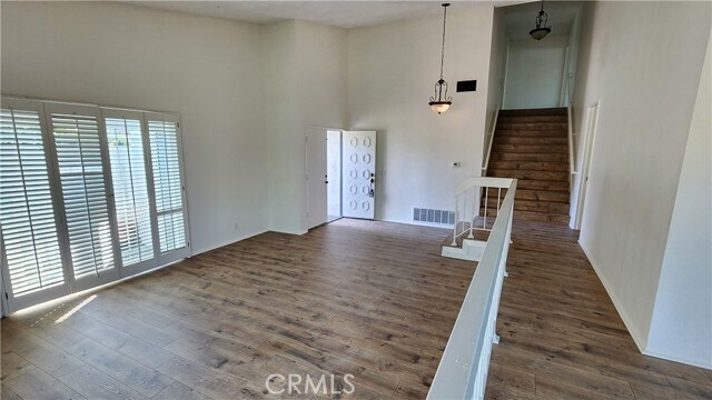 Building Photo - 23 Blazing Star