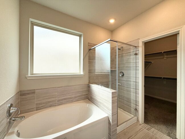Building Photo - 2731 Glenfield Manor Ln