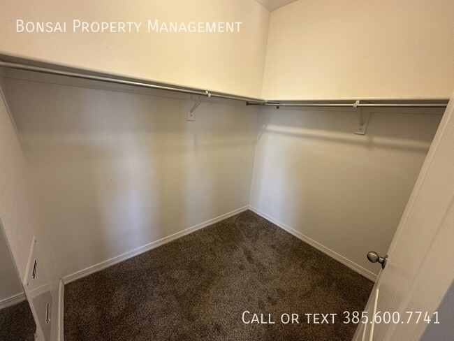 Building Photo - 3854 Garonne Ave