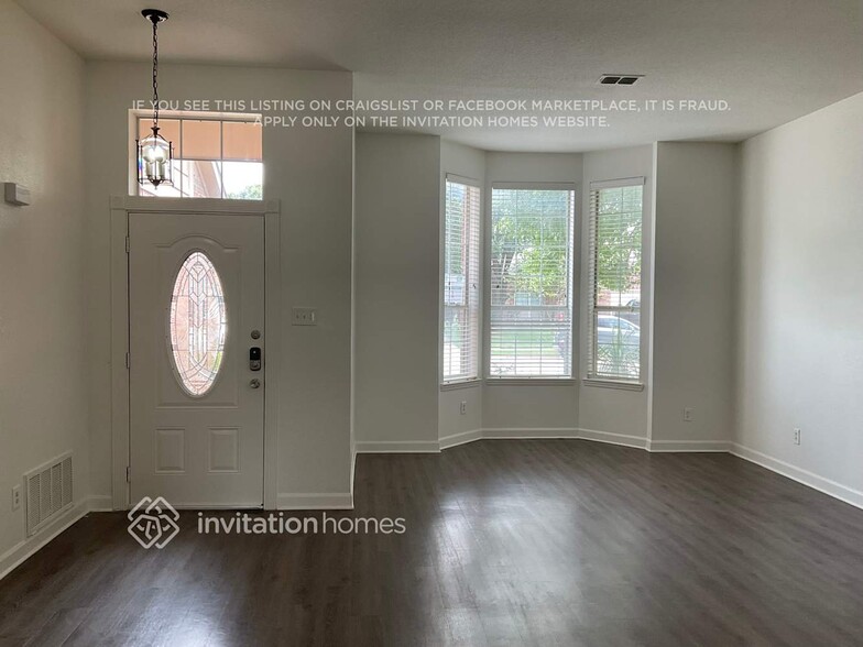 Building Photo - 8737 Pedernales Trail