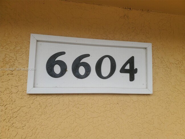 Building Photo - 6604 Miramar Ave