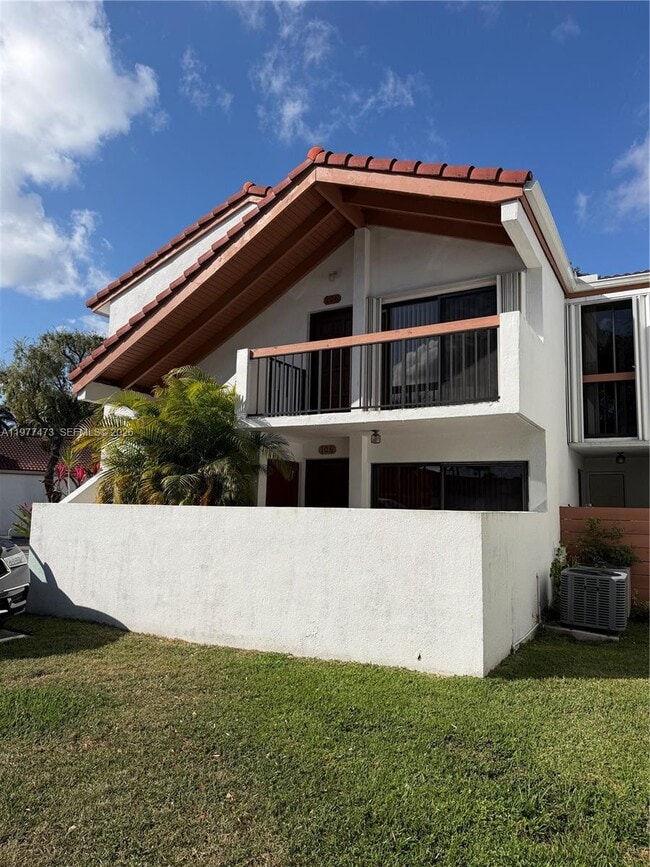 Building Photo - 7525 SW 153rd Pl