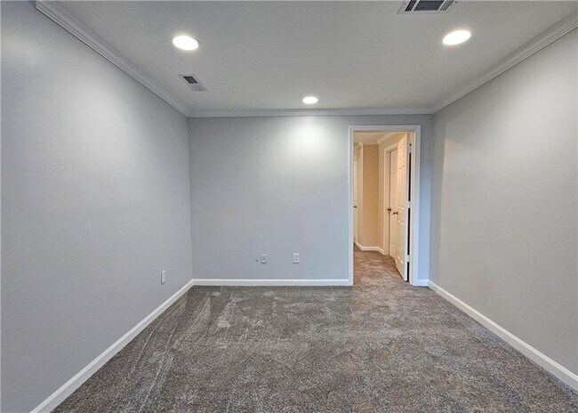 Building Photo - 6627 Banbury Ct NW