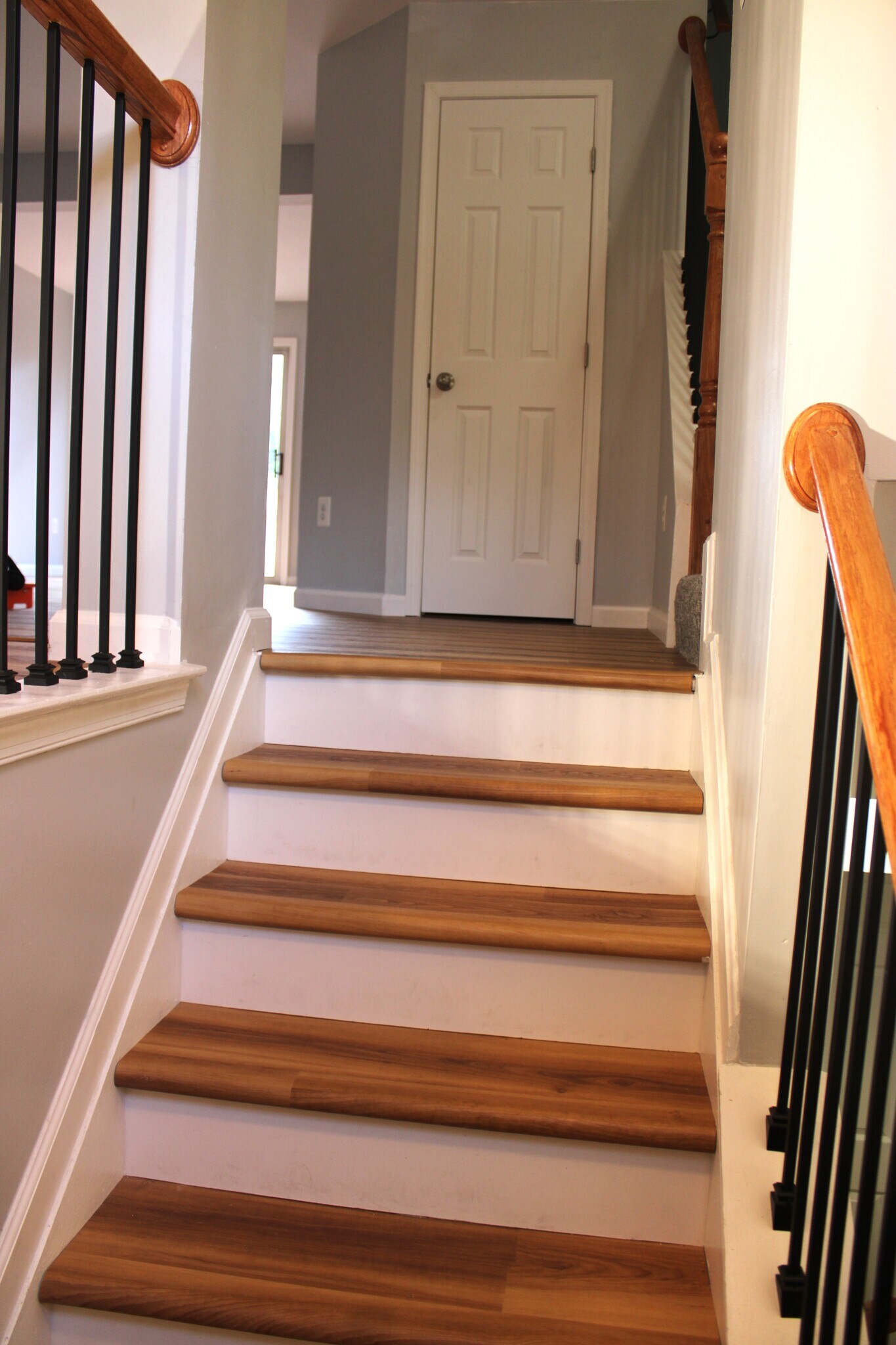 Building Photo - 7827 Hidden Creek Way