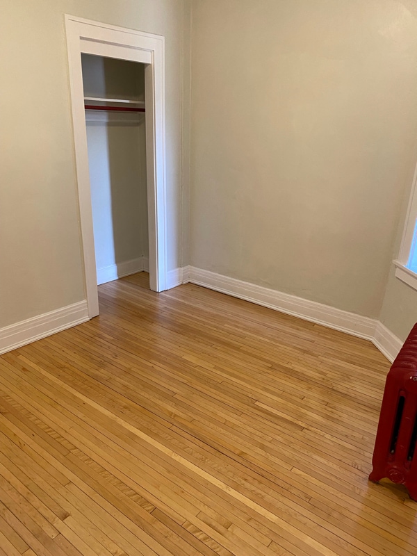 Building Photo - 117-129 N 2nd Ave E