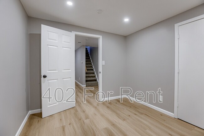 Building Photo - 3220 N 40th St