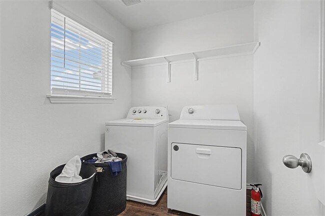 Building Photo - 18517 Cremello Dr