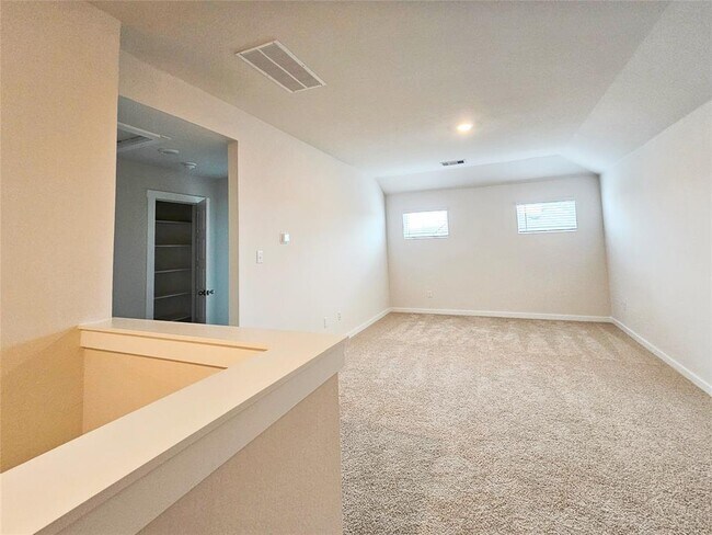 Building Photo - 322 Merriman Rd