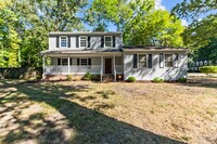 Building Photo - Beautifully Maintained Colonial Home