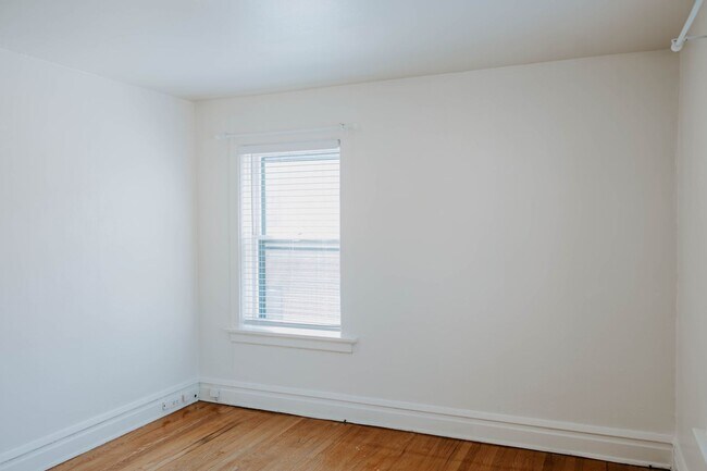 Building Photo - 7543 Buckingham Dr