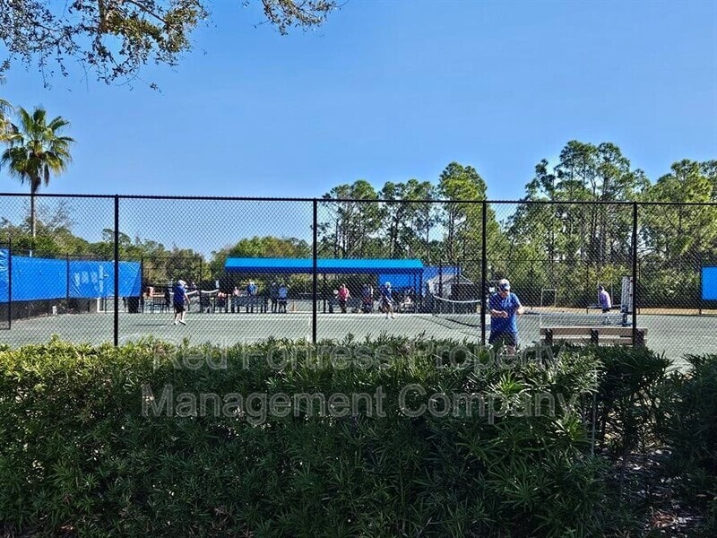 Building Photo - 1556 Scarlett Ave