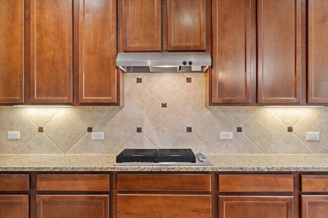 Building Photo - 1013 Fred Couples Ct
