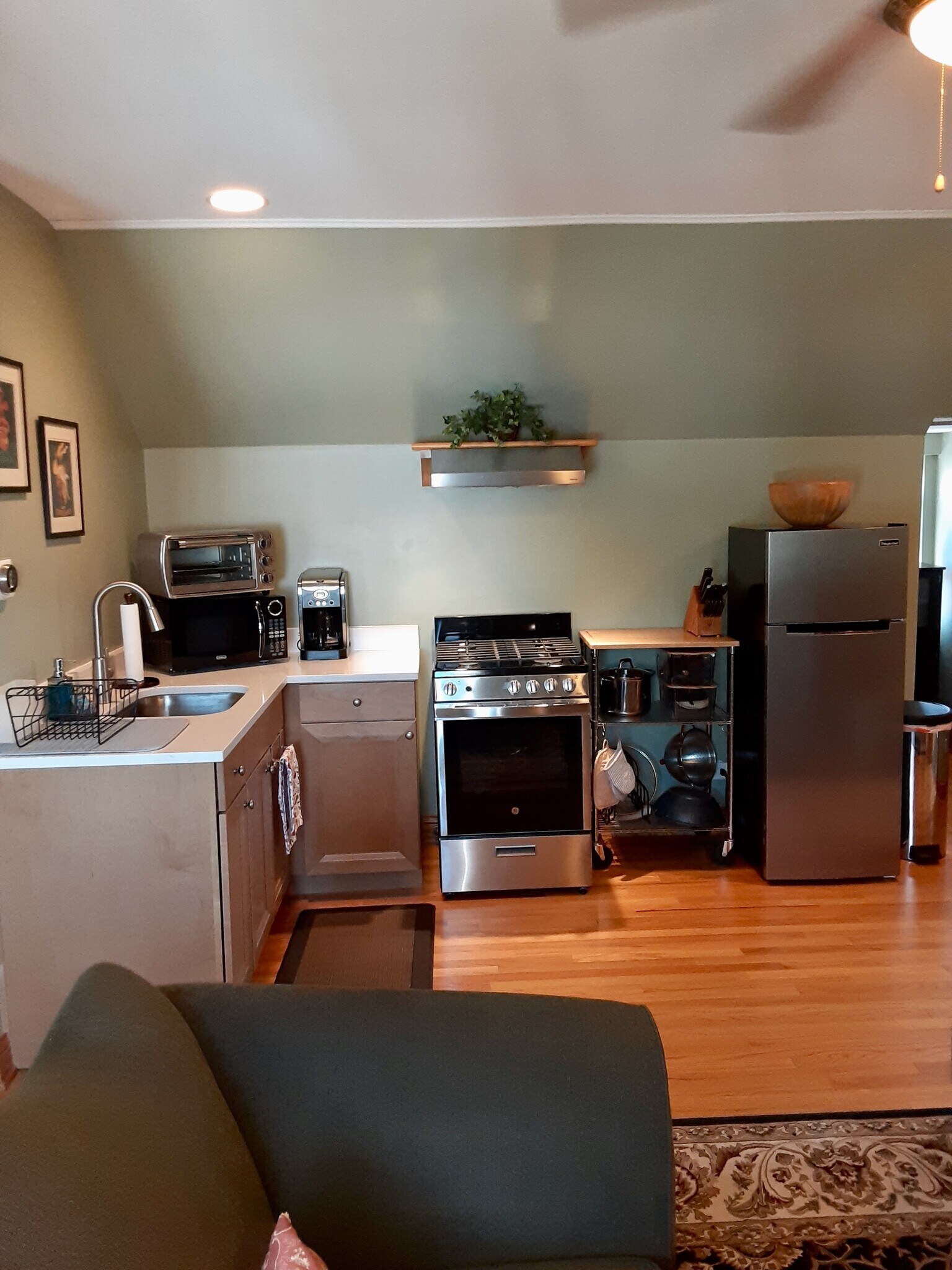 Kitchen with new appliances. Gas stove, Fridge, microwave, toaster oven, coffee maker, etc. - 2422 N Drake Ave