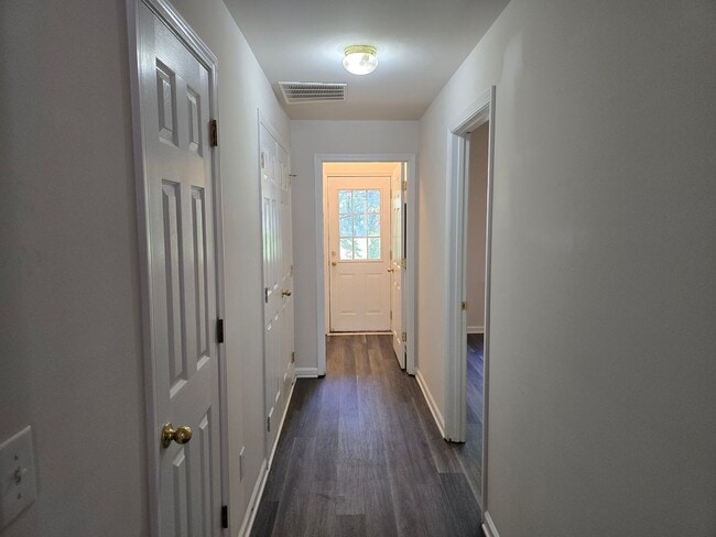 Building Photo - 802 Sutter Gate Ln