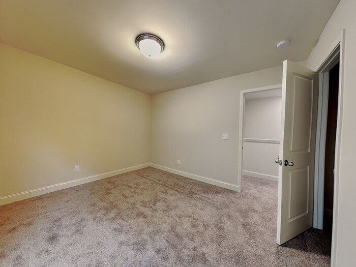 Building Photo - 3636 Massey Ridge Ct