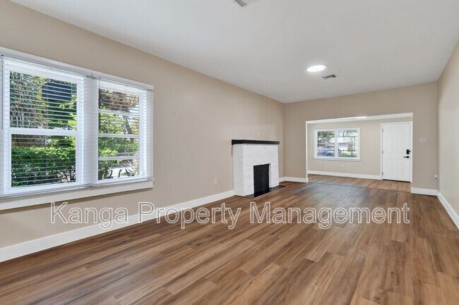 Building Photo - 3714 Morton Ave