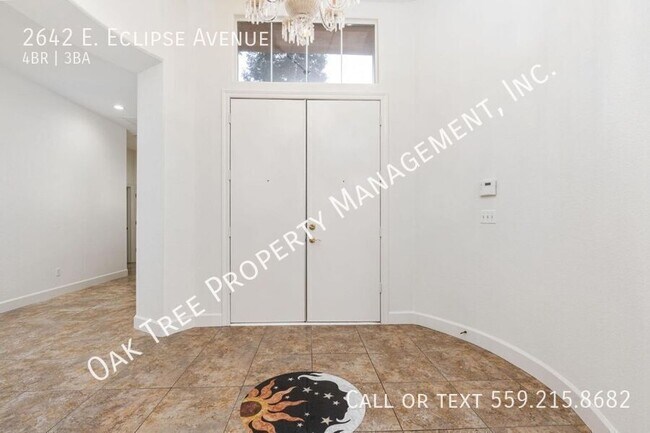 Building Photo - 2642 E Eclipse Ave