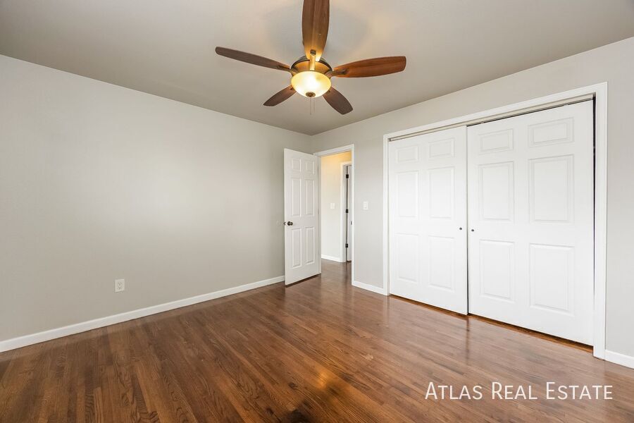 Building Photo - 2311 Sonoma Dr