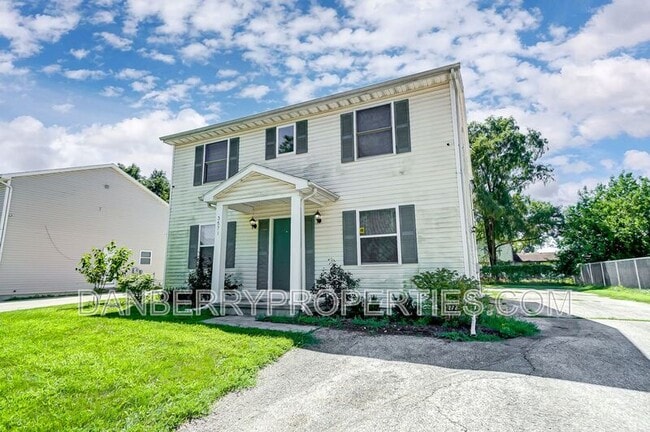 Building Photo - 3571 Turret Green Dr