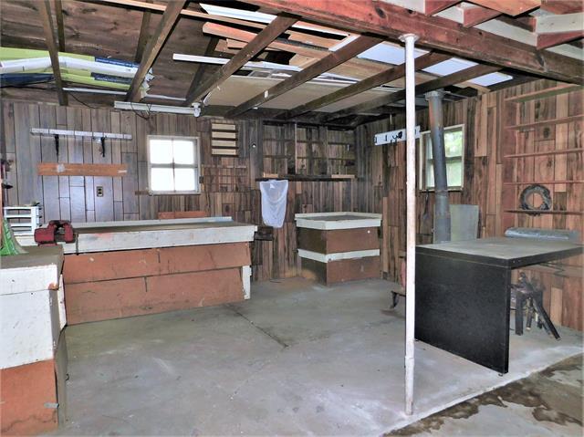 Building Photo - 2412 N Carroll Blvd